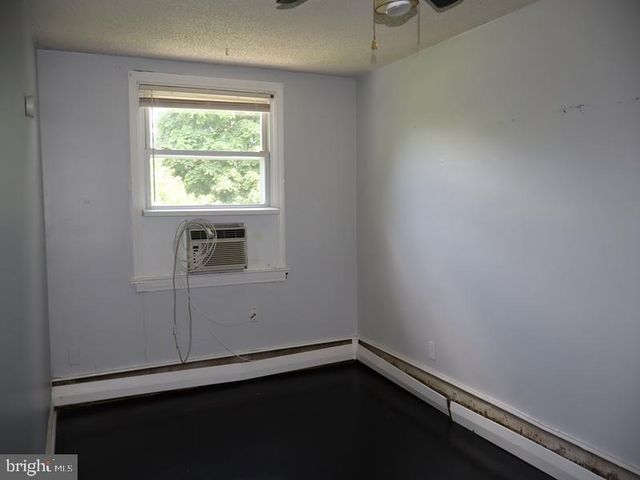 743 SHARON AVE, Darby, PA 19023