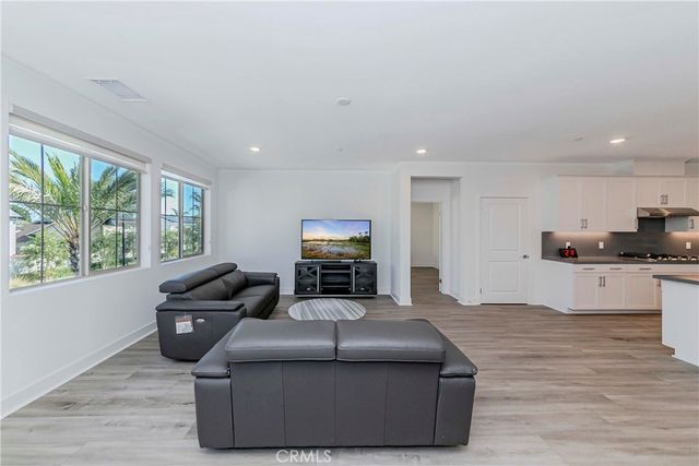 5000 Clementine Lane, Cypress, CA 90630