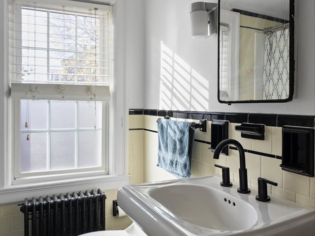 642 Pleasant Valley Parkway, Providence, RI 02908