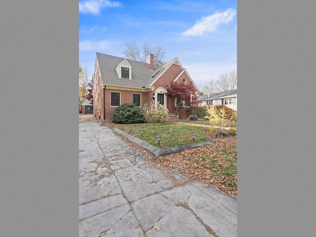 642 Pleasant Valley Parkway, Providence, RI 02908