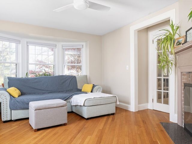 642 Pleasant Valley Parkway, Providence, RI 02908