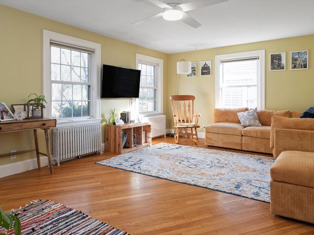 642 Pleasant Valley Parkway, Providence, RI 02908