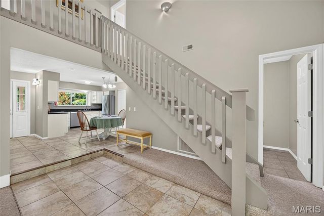 1 Rue De Paix 6, Lake St Louis, MO 63367