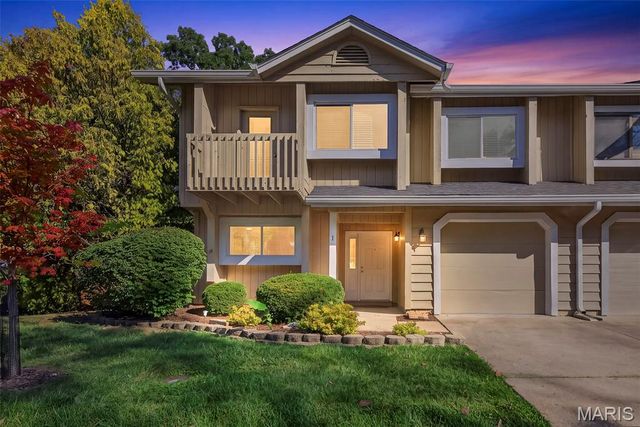 1 Rue De Paix 6, Lake St Louis, MO 63367