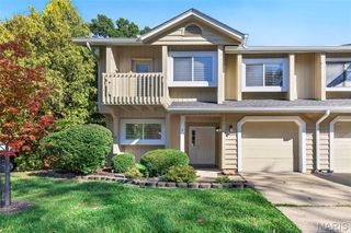 1 Rue De Paix 6, Lake St Louis, MO 63367
