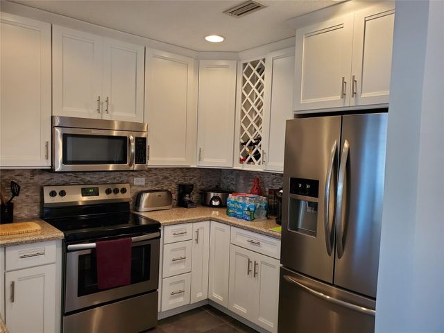 135 PEACE AVENUE, Tavernier, FL 33070