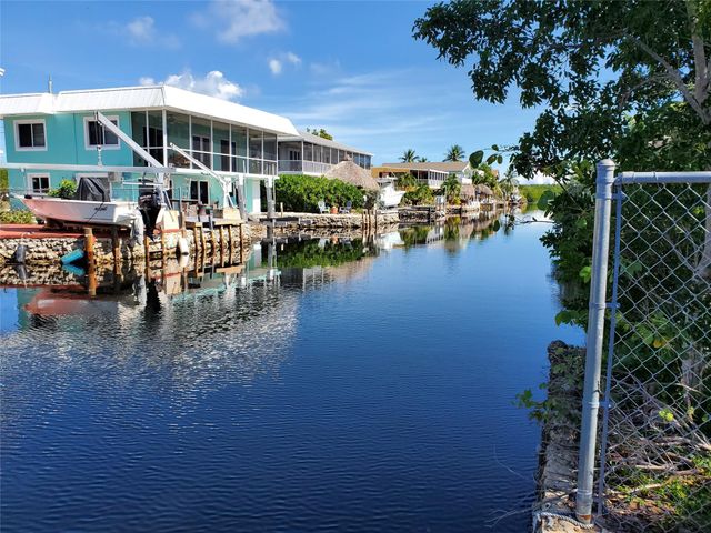 135 PEACE AVENUE, Tavernier, FL 33070