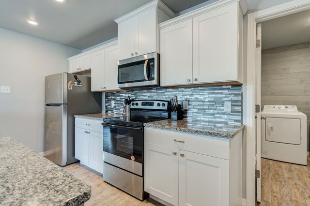 8801 15th Street, Lubbock, TX 79416