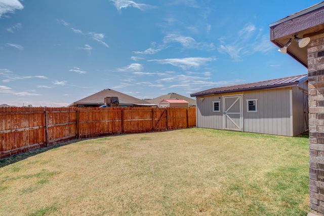 8801 15th Street, Lubbock, TX 79416