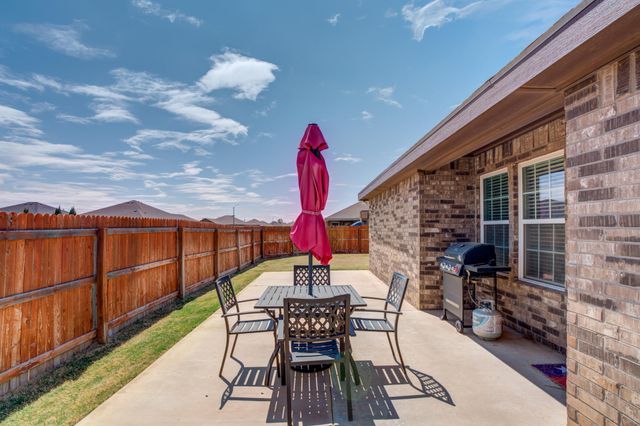 8801 15th Street, Lubbock, TX 79416