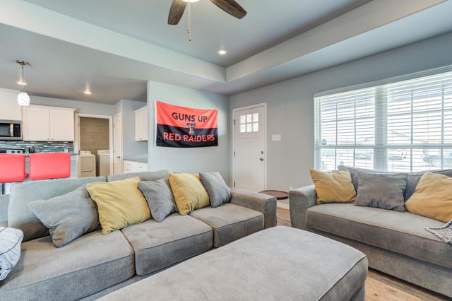 8801 15th Street, Lubbock, TX 79416