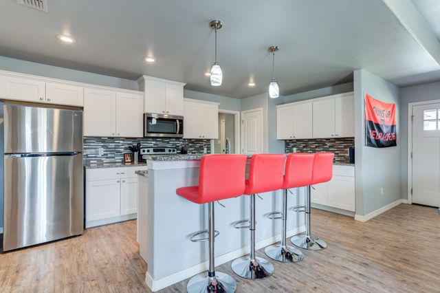 8801 15th Street, Lubbock, TX 79416