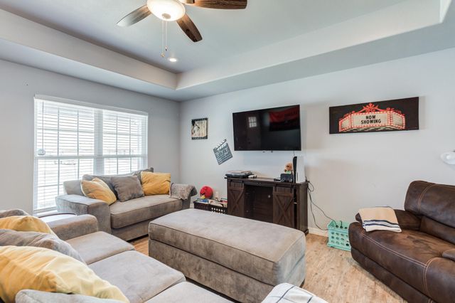 8801 15th Street, Lubbock, TX 79416