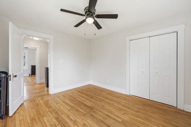 87 Malden St, Worcester, MA 01606
