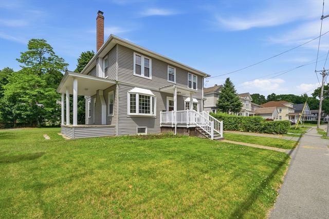 87 Malden St, Worcester, MA 01606