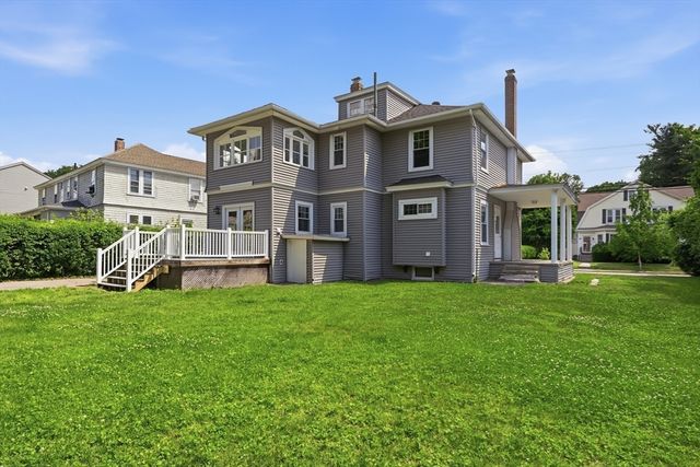 87 Malden St, Worcester, MA 01606