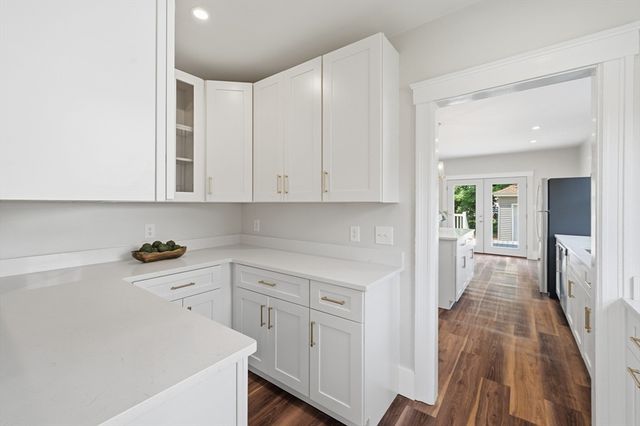87 Malden St, Worcester, MA 01606