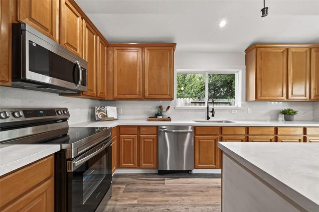 5535 Gable Meadows Drive, Sugar Land, TX 77479