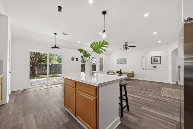 5535 Gable Meadows Drive, Sugar Land, TX 77479