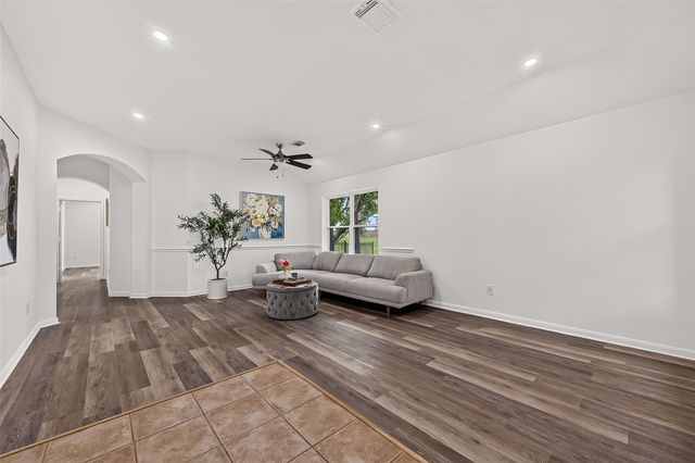 5535 Gable Meadows Drive, Sugar Land, TX 77479