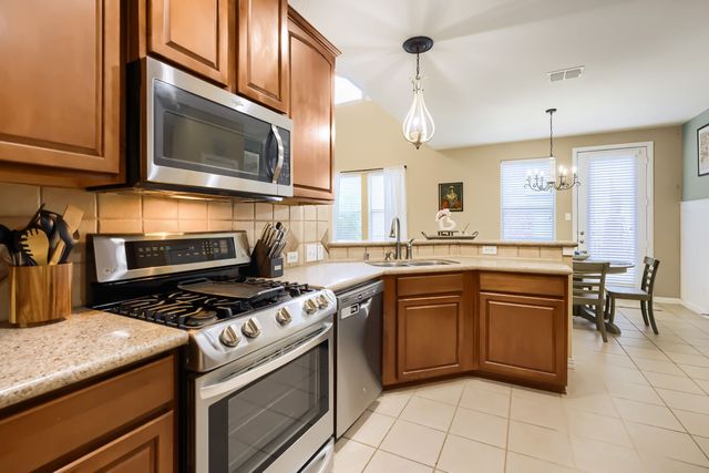 617 Raford Hill Lane, Richardson, TX 75081