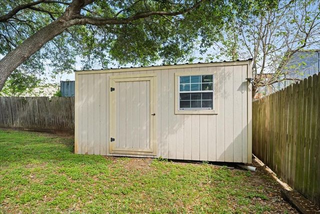 103 Emile Street, Brenham, TX 77833