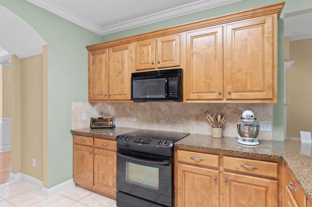 7728 Prince Drive, Ooltewah, TN 37363
