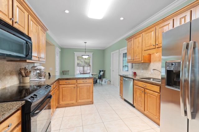 7728 Prince Drive, Ooltewah, TN 37363