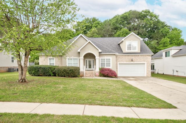 7728 Prince Drive, Ooltewah, TN 37363