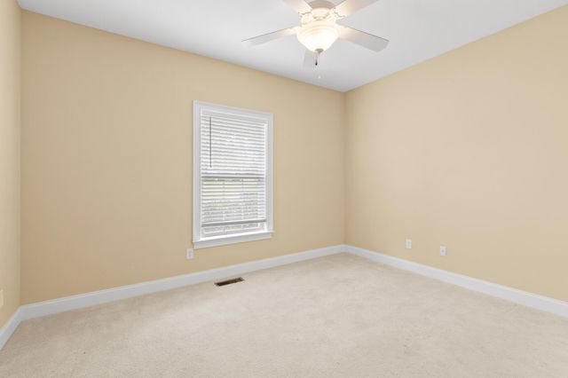 7728 Prince Drive, Ooltewah, TN 37363