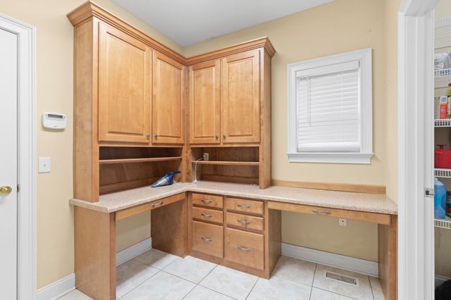 7728 Prince Drive, Ooltewah, TN 37363