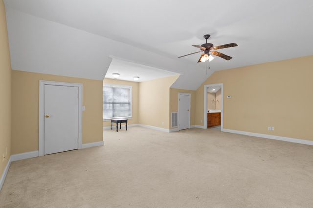 7728 Prince Drive, Ooltewah, TN 37363
