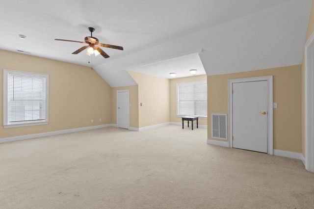 7728 Prince Drive, Ooltewah, TN 37363