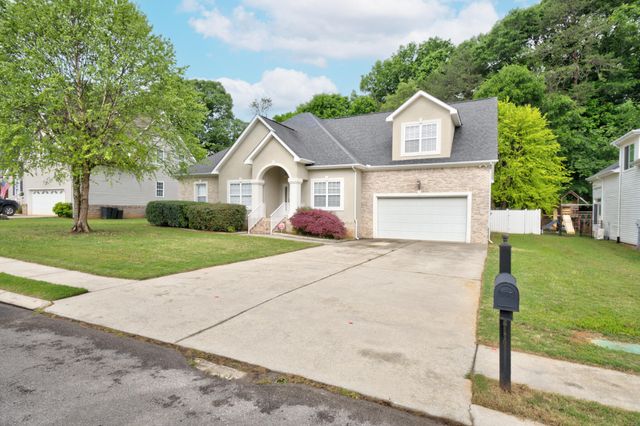 7728 Prince Drive, Ooltewah, TN 37363