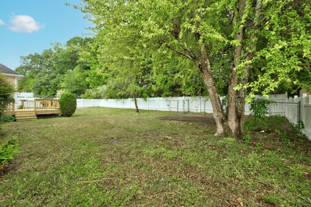7728 Prince Drive, Ooltewah, TN 37363