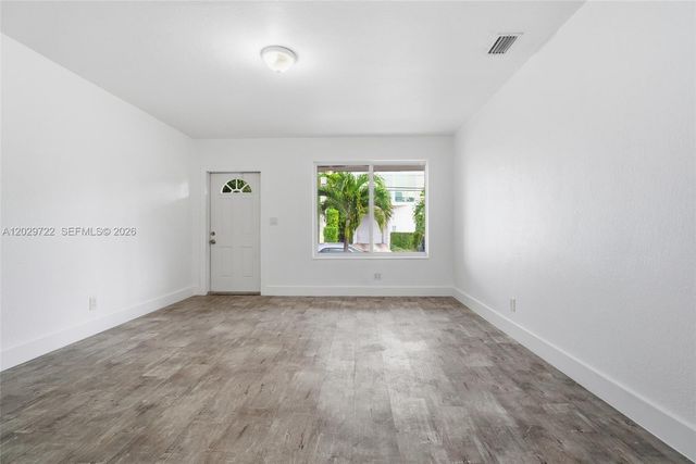 8430 Crespi Blvd 8420 8420, Miami Beach, FL 33141
