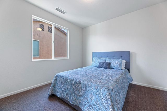 1006 La Canada Avenue, Clovis, CA 93619