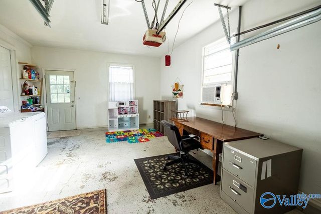 11506 Maplecrest Drive, Huntsville, AL 35803