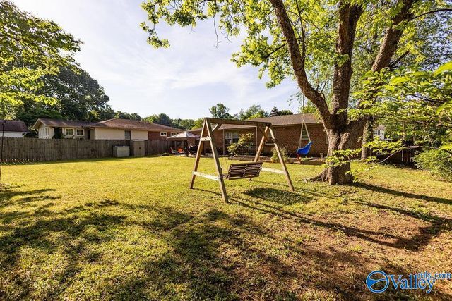 11506 Maplecrest Drive, Huntsville, AL 35803