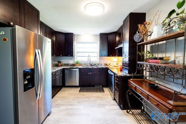 11506 Maplecrest Drive, Huntsville, AL 35803