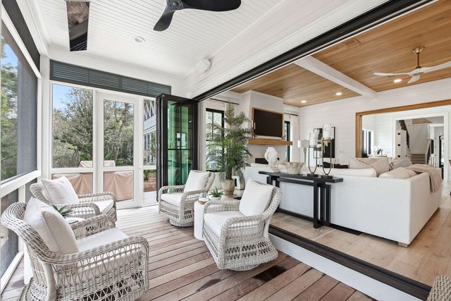 657 Western Lake Drive, Santa Rosa Beach, FL 32459