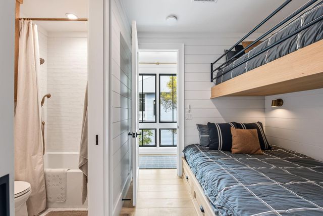 657 Western Lake Drive, Santa Rosa Beach, FL 32459