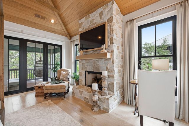 657 Western Lake Drive, Santa Rosa Beach, FL 32459