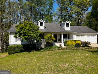 442 Creek View Court, Mcdonough, GA 30252