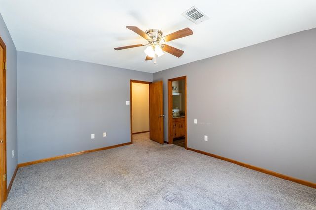 11 Sharon Lane, Conway, AR 72034