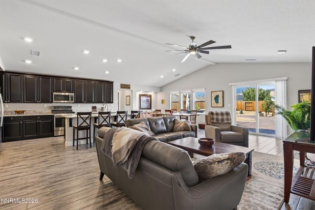 1513 Tule Peak Circle, Carson City, NV 89701