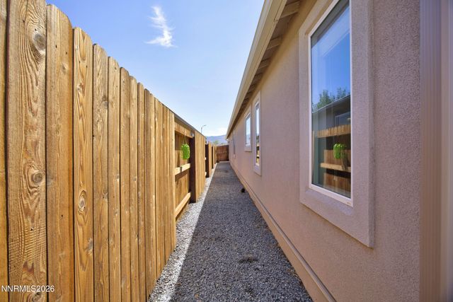 1513 Tule Peak Circle, Carson City, NV 89701