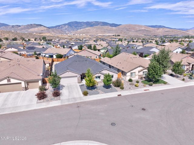 1513 Tule Peak Circle, Carson City, NV 89701