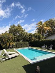 12125 NE 2nd Ave, North Miami, FL 33161