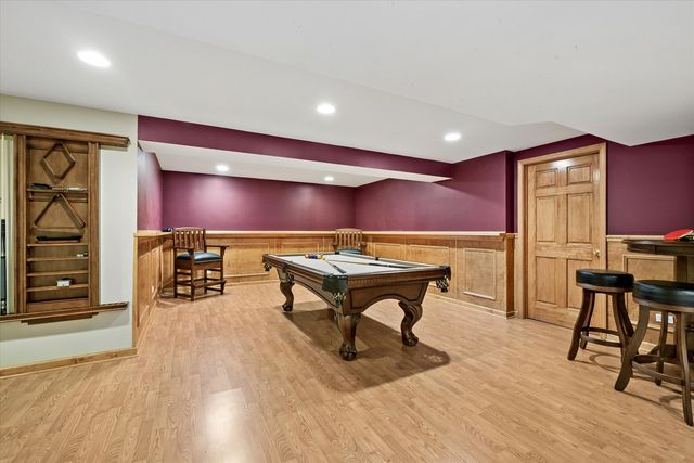 1674 Rolling Hills Drive, Crystal Lake, IL 60014